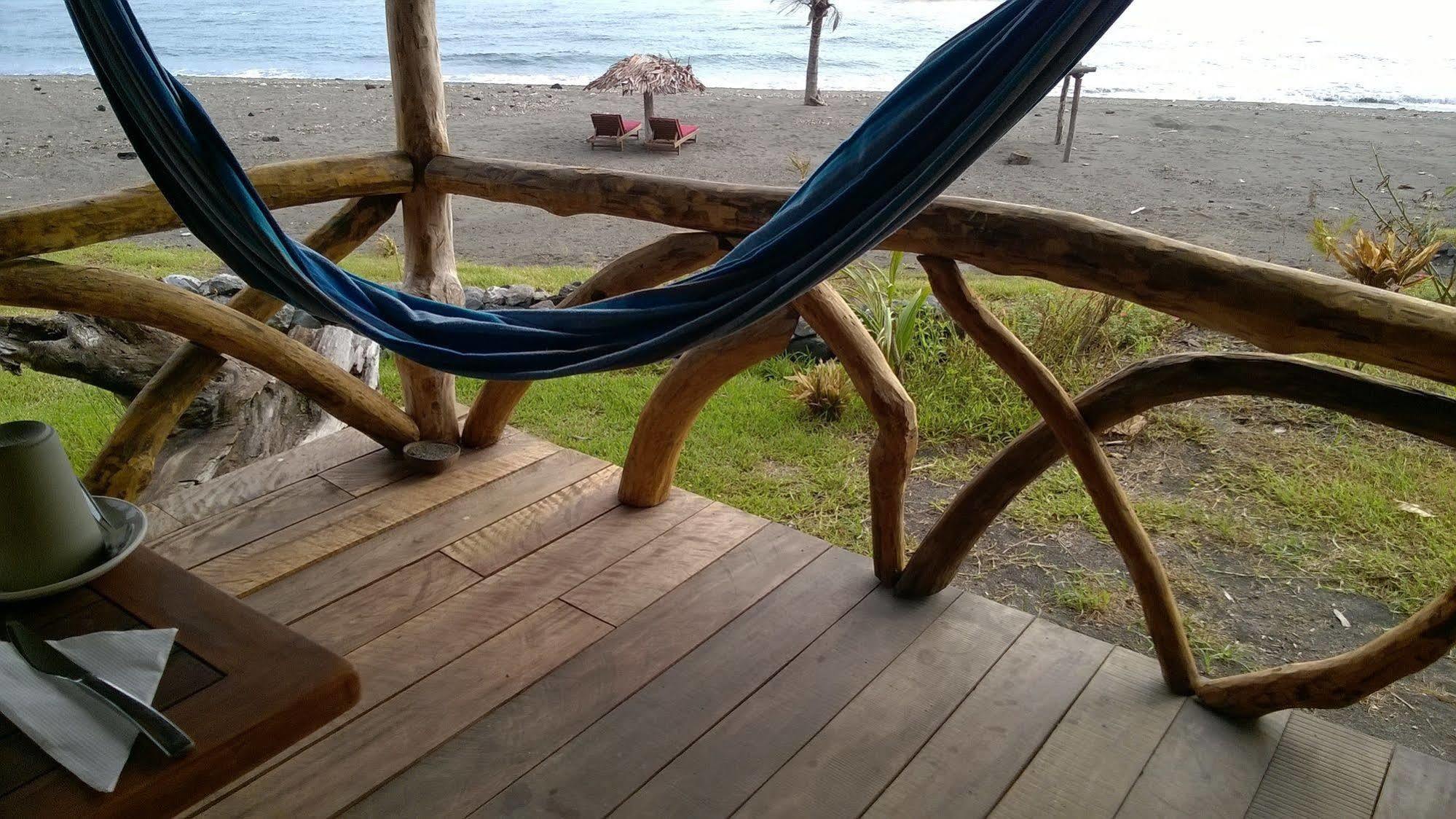 Friendly Beach Looukeureus Luaran gambar